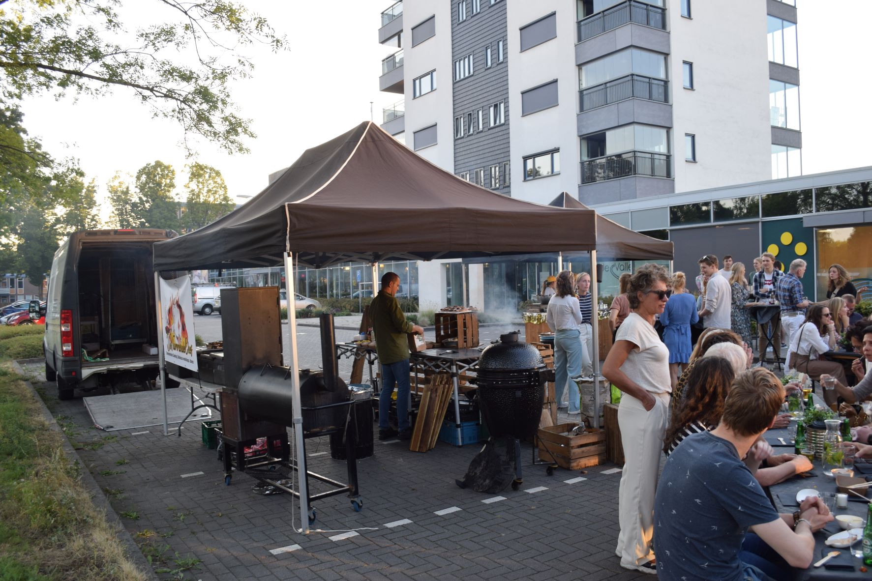 Friends & Family BBQ met team ESSENSOR afbeelding