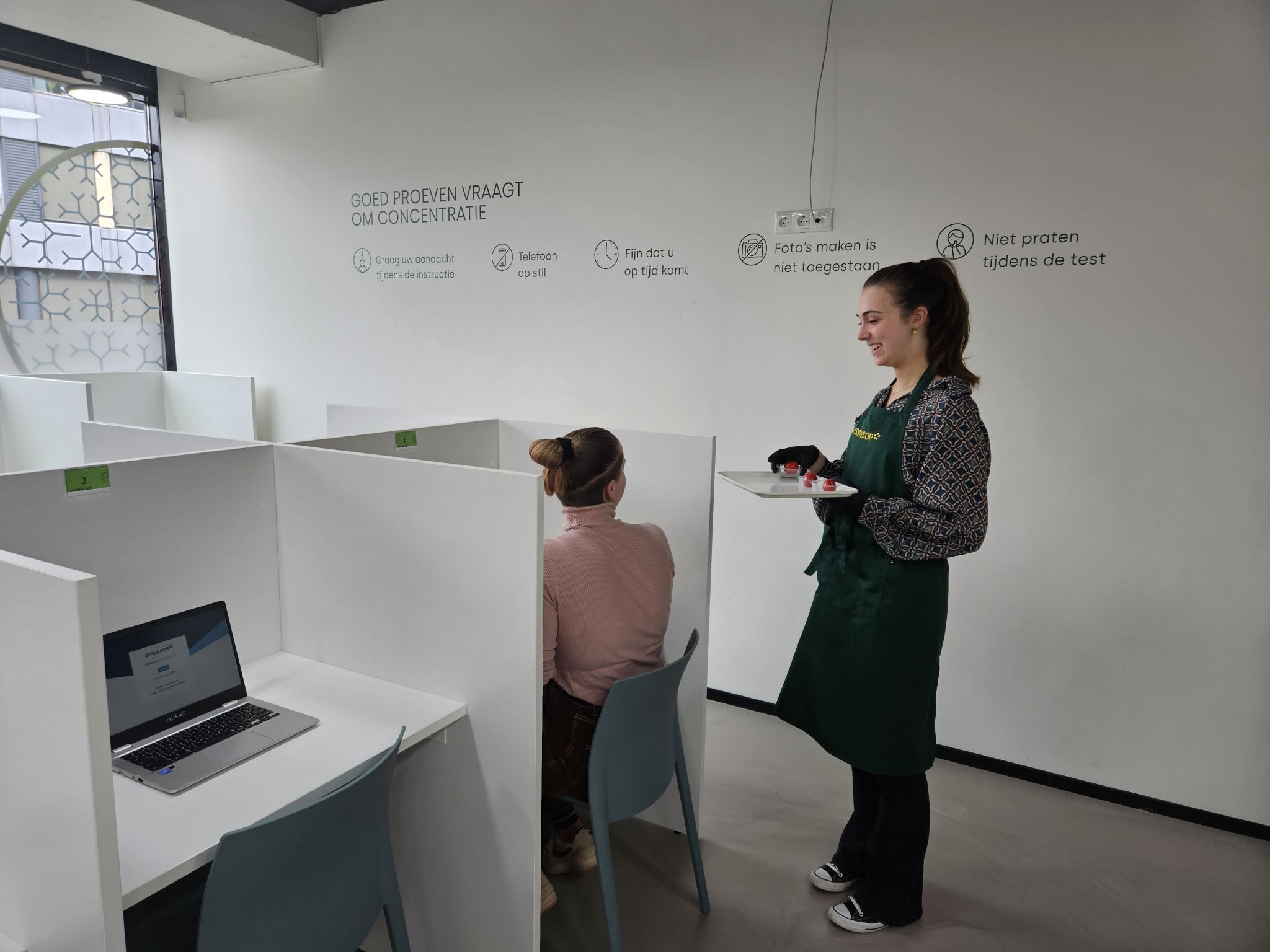 Essensor versterkt haar team met twee nieuwe Operational Trainees afbeelding